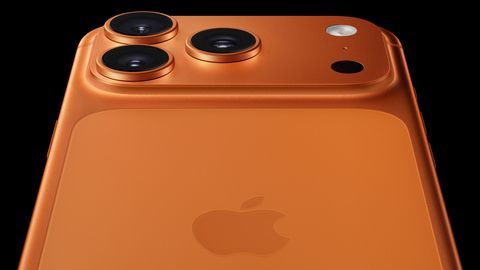 iPhone 17 Pro and iPhone 17 Pro Max feature a new design that maximizes performance and delivers an enormous leap in battery life.